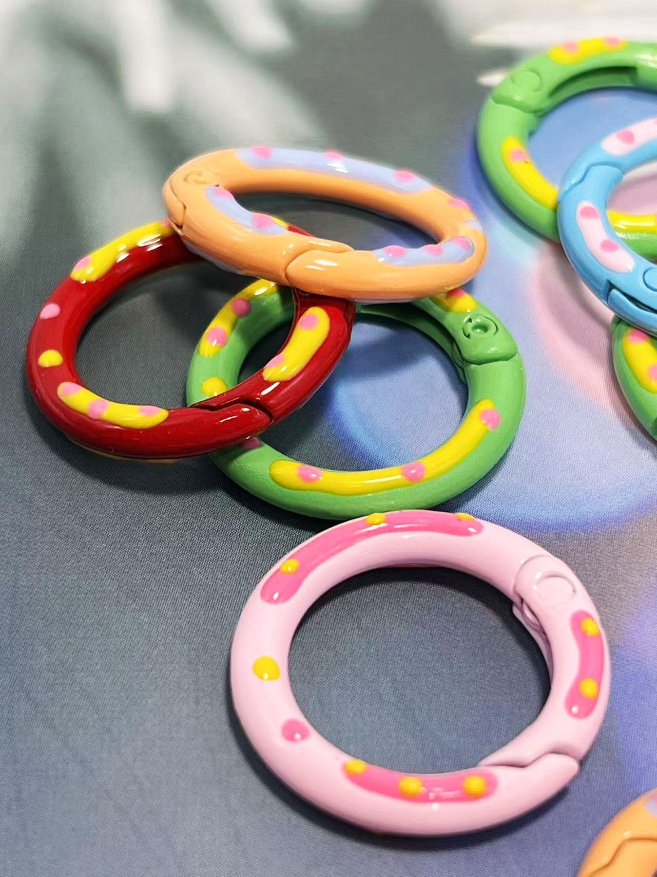 23㎜ カラフルペイント カラビナ N1050