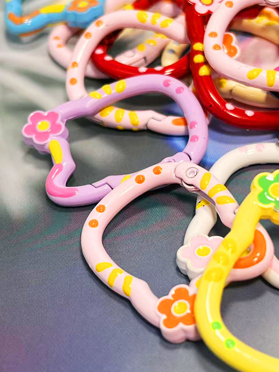 28×36㎜ カラフル猫 カラビナ N1053