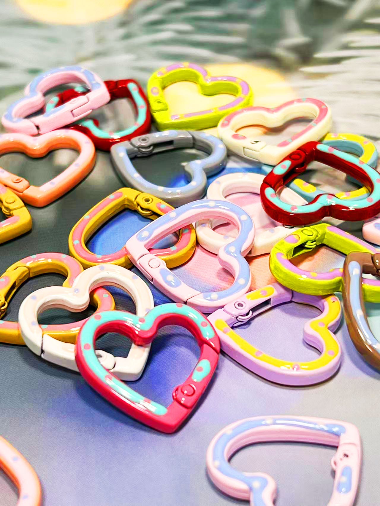 26㎜ カラフルハート カラビナ N1054