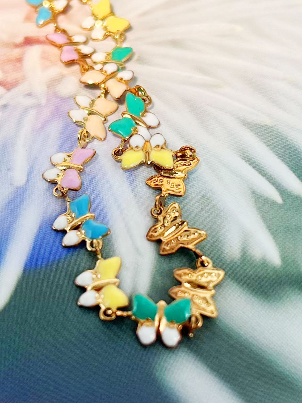 デザインチェーン 蝶 パステルカラー