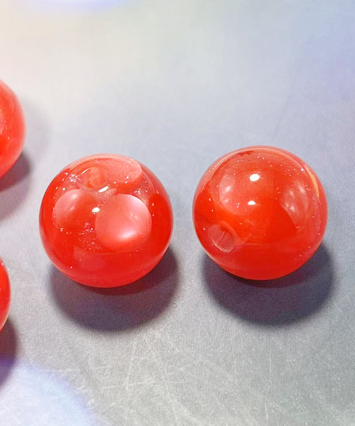 16mm魔法樹脂ビーズ「深い夢幻」レッド系