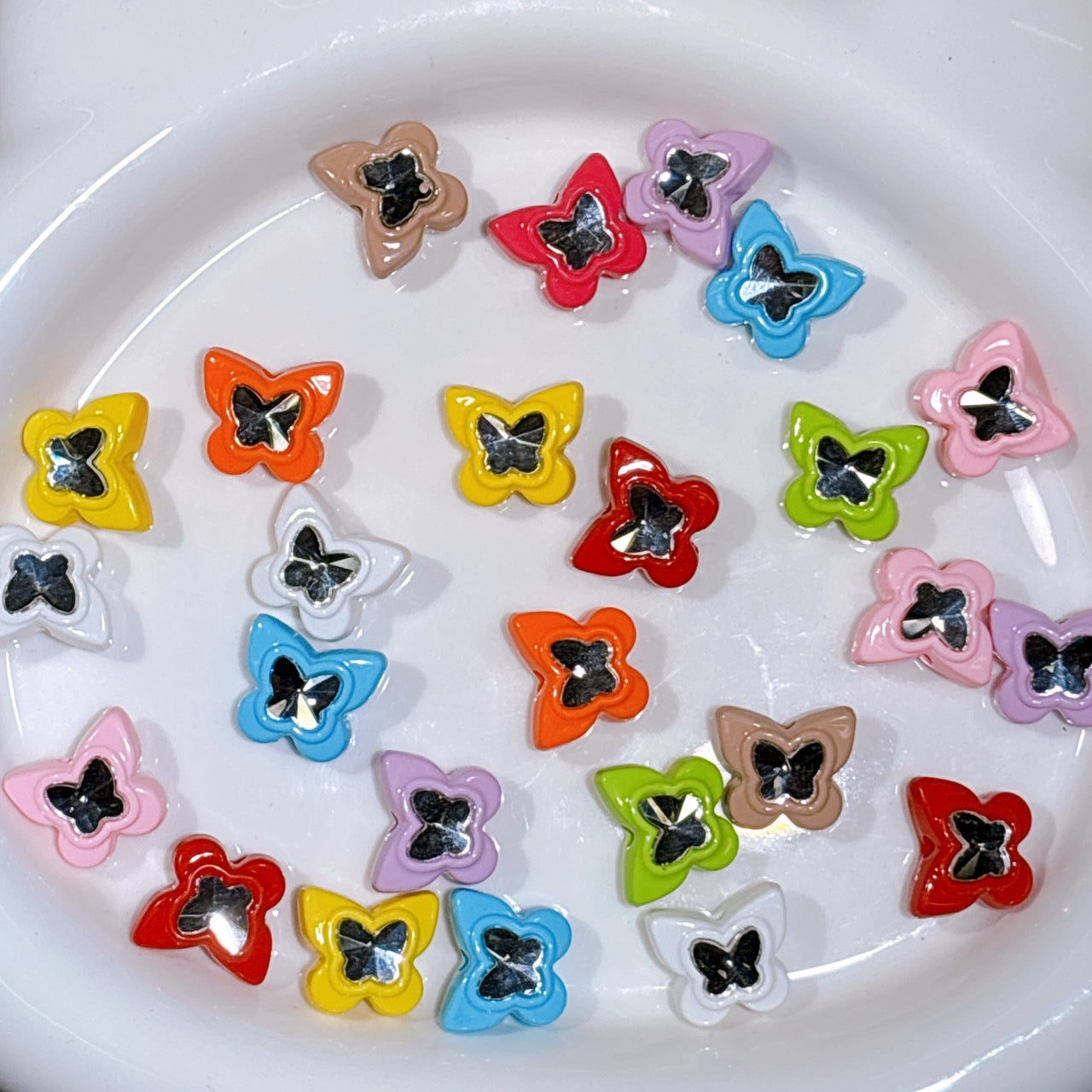 ラインストーン付きビーズ 蝶