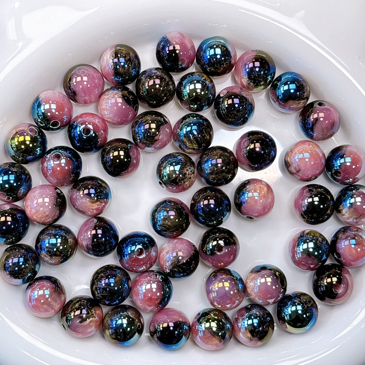 シラーミラージュシリーズ No.10ブラック×パープル 光学ビーズ 16㎜