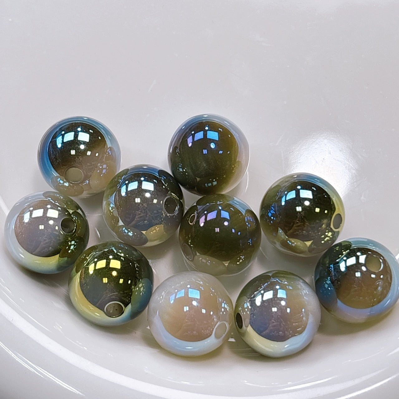 UV変色 雲シリーズ No.4緑色 光学ビーズ 16㎜