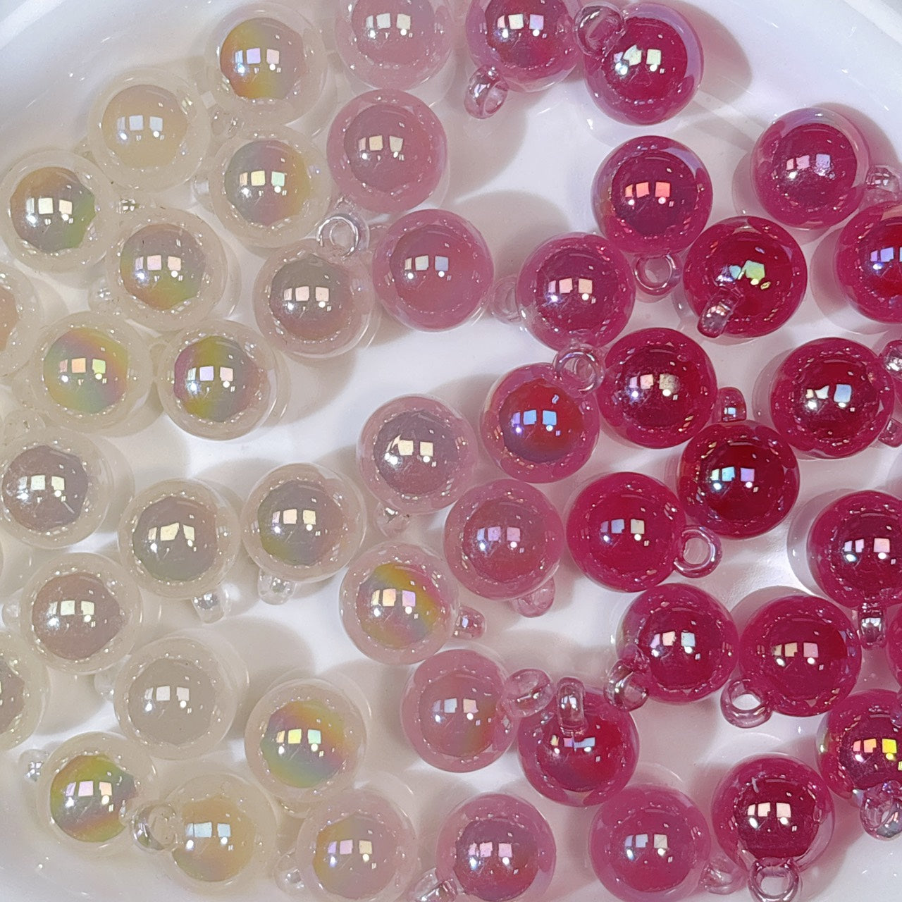 【特価】UV変色・夜光 オーロラカン付きビーズ 16㎜ (50個)