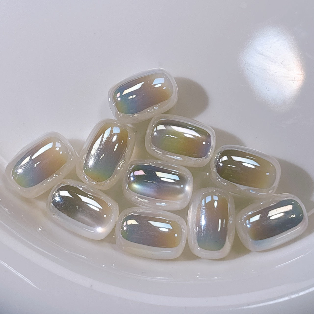 高品質 マーメイド・ティアーズ 光学ビーズ 16×11㎜