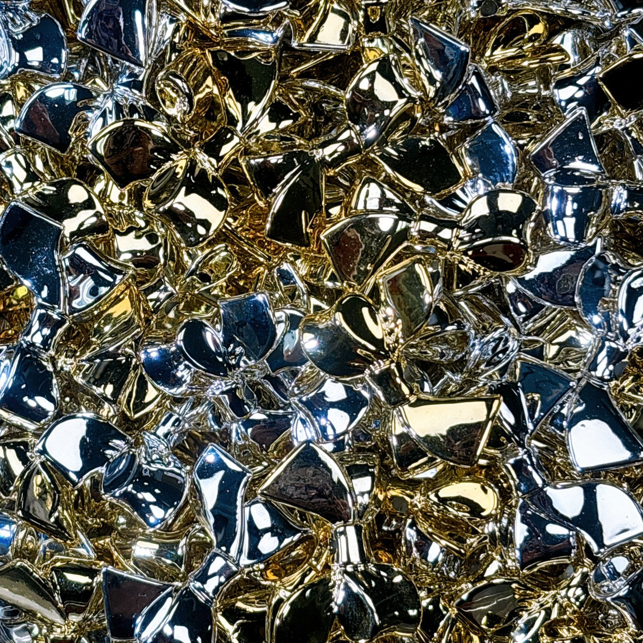 メタリック🎀リボン ゴールド&シルバーMIX ビーズ