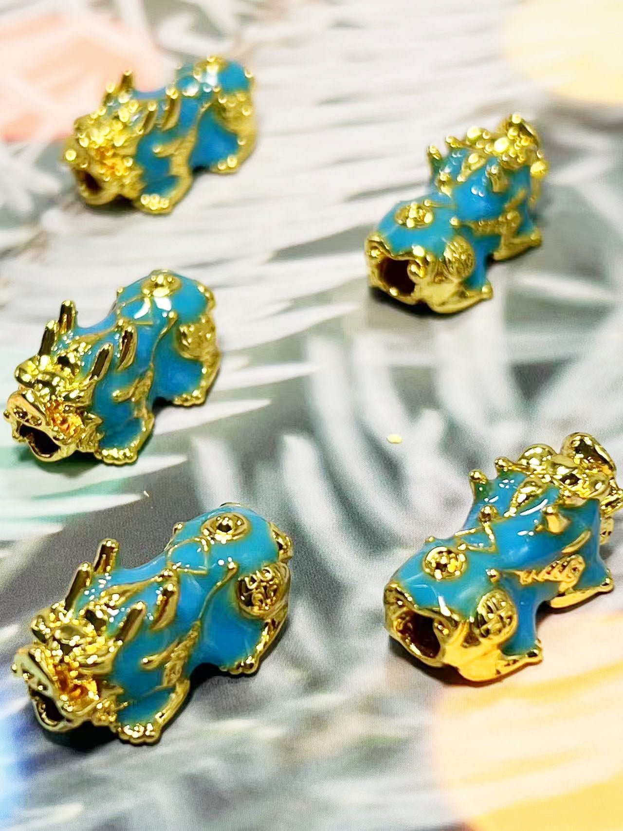 🔹 10×25mm 開運ヒキュウ・風水銅パーツ（スカイブルー×ゴールド）✨🐉🌊