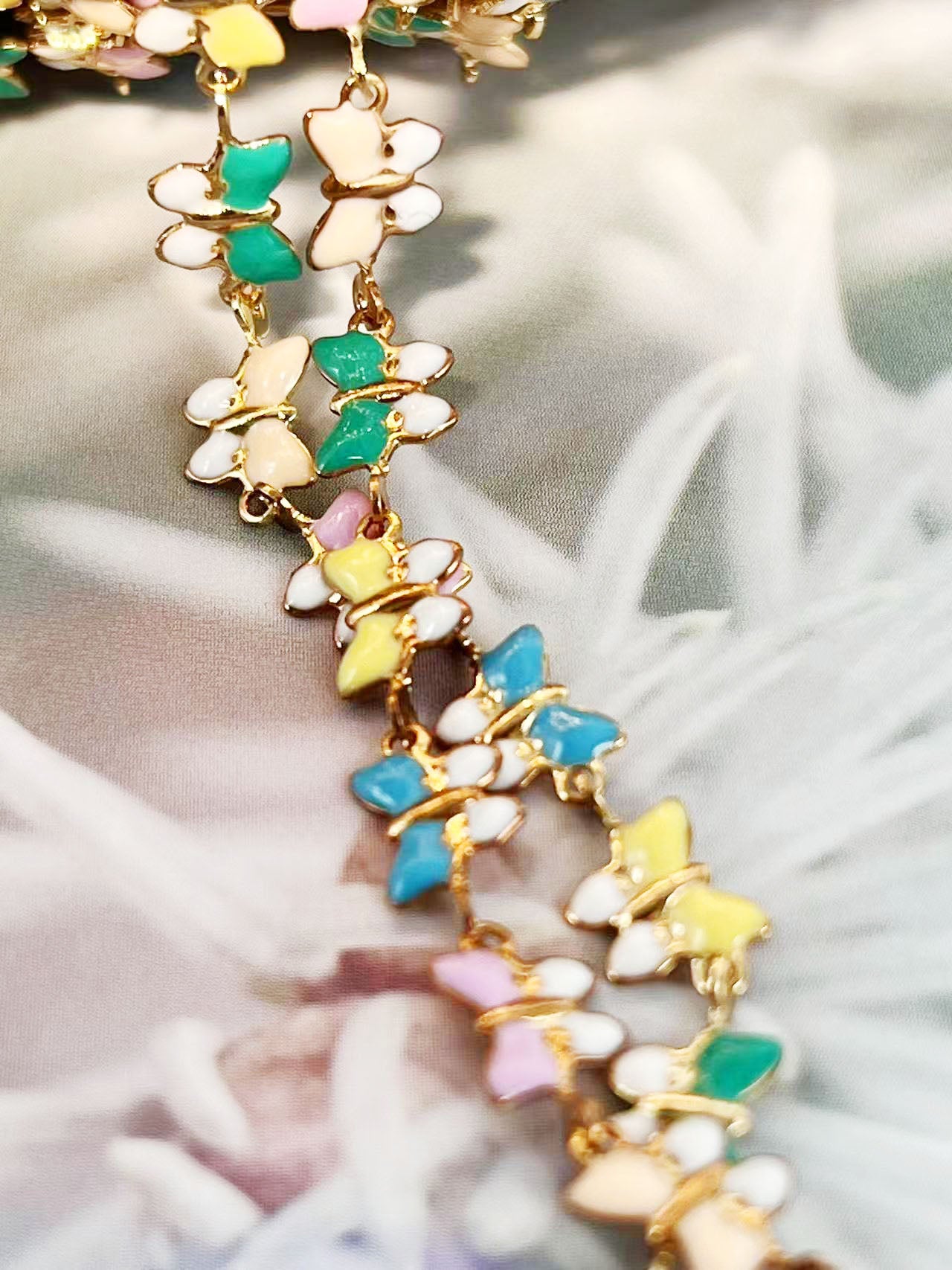 デザインチェーン 蝶 パステルカラー