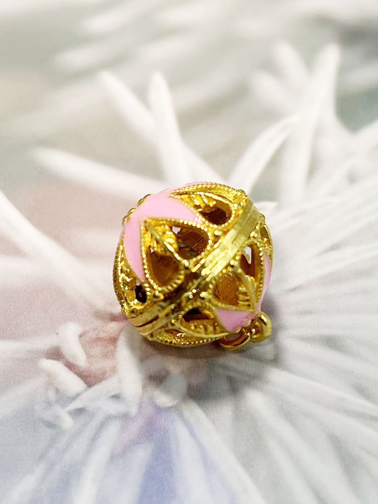 ✨アンティーク宮廷風透かしエナメルフラワーベル 18mm✨