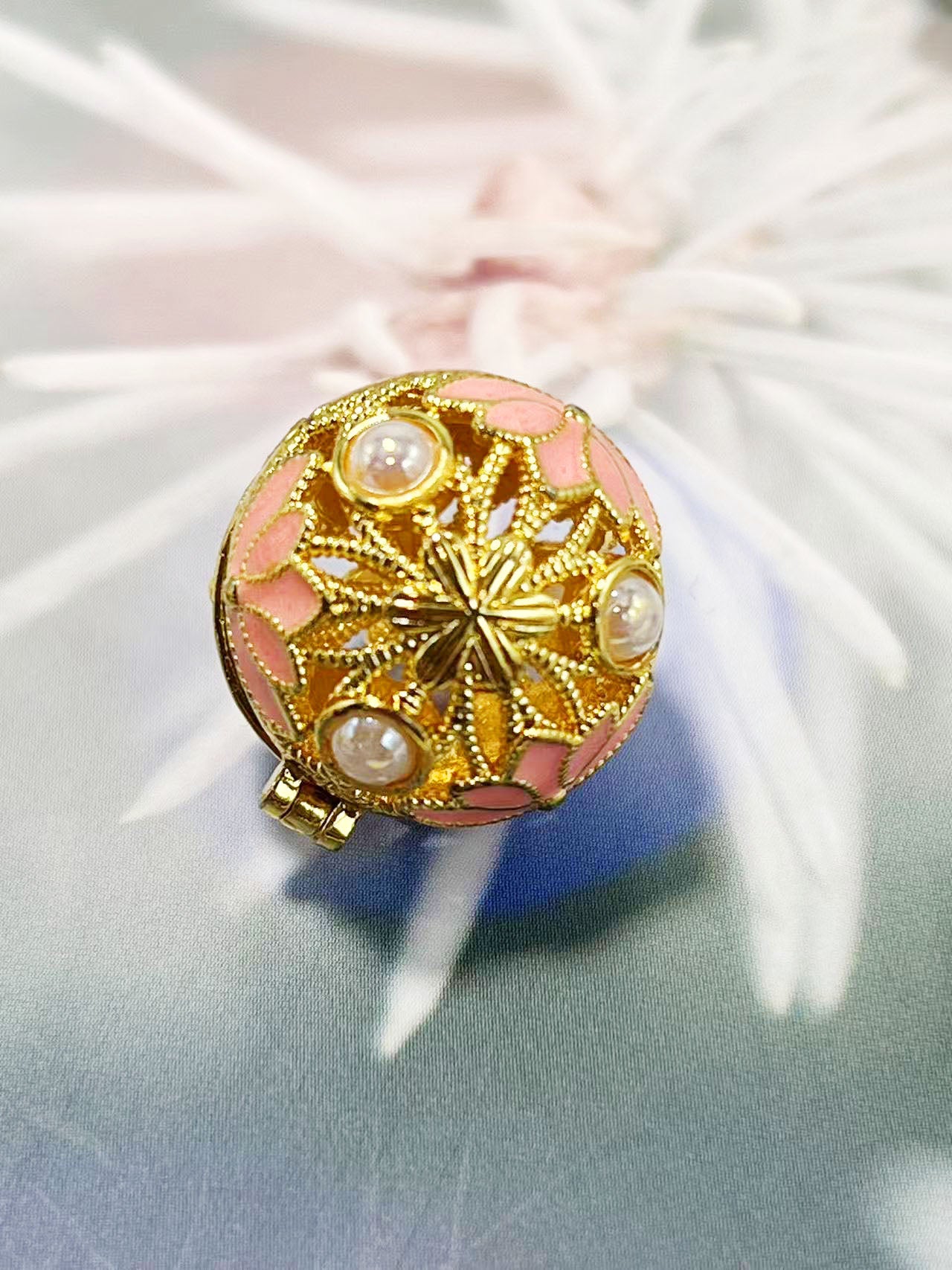 ✨アンティーク宮廷風 透かしエナメル開閉式ペンダント – 香り袋/願い球 DIYパーツ18mm✨