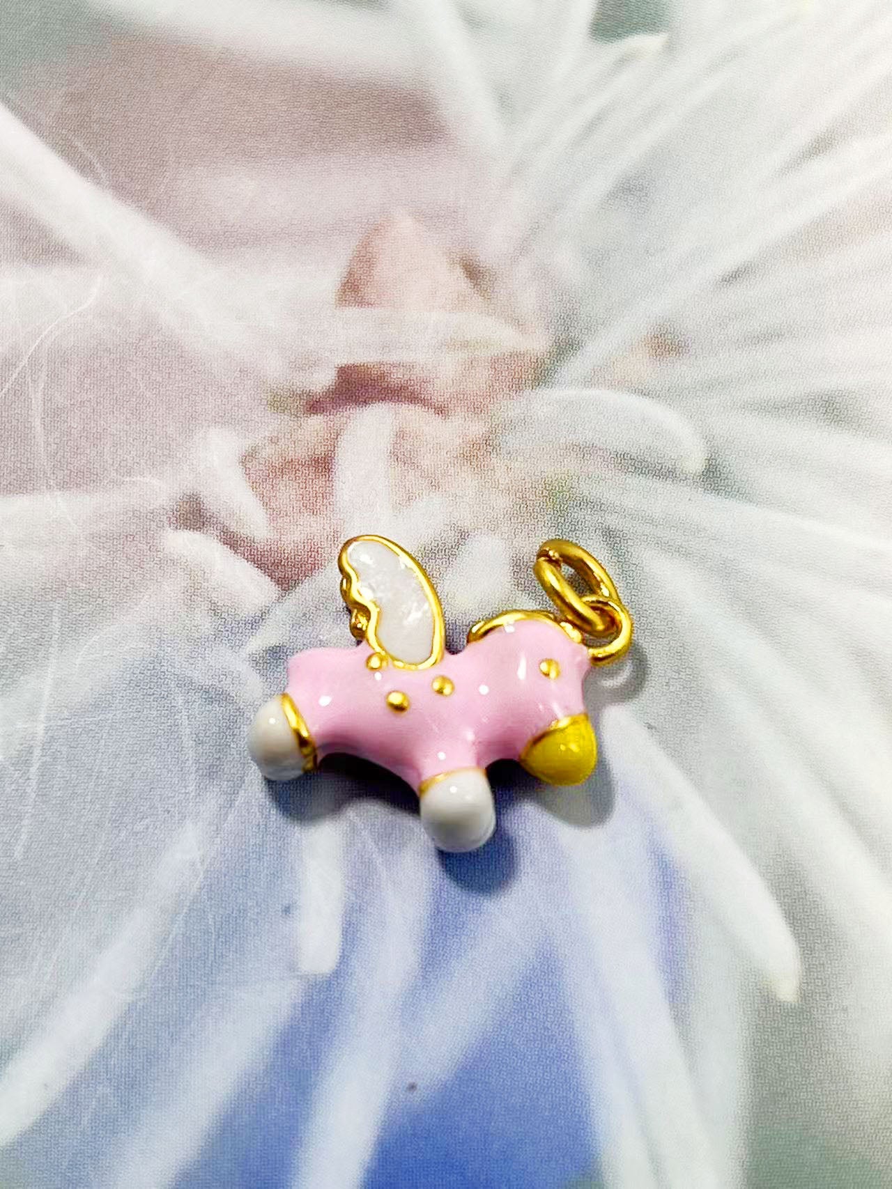 ✨ピンクペガサス エナメル真鍮製チャーム 10×13mm✨