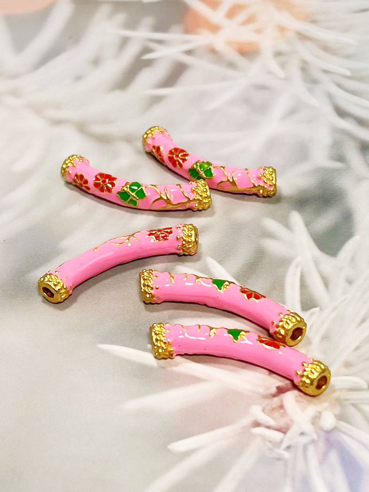 ✨ピンク花柄エナメル真鍮製カーブチューブ 38mm✨