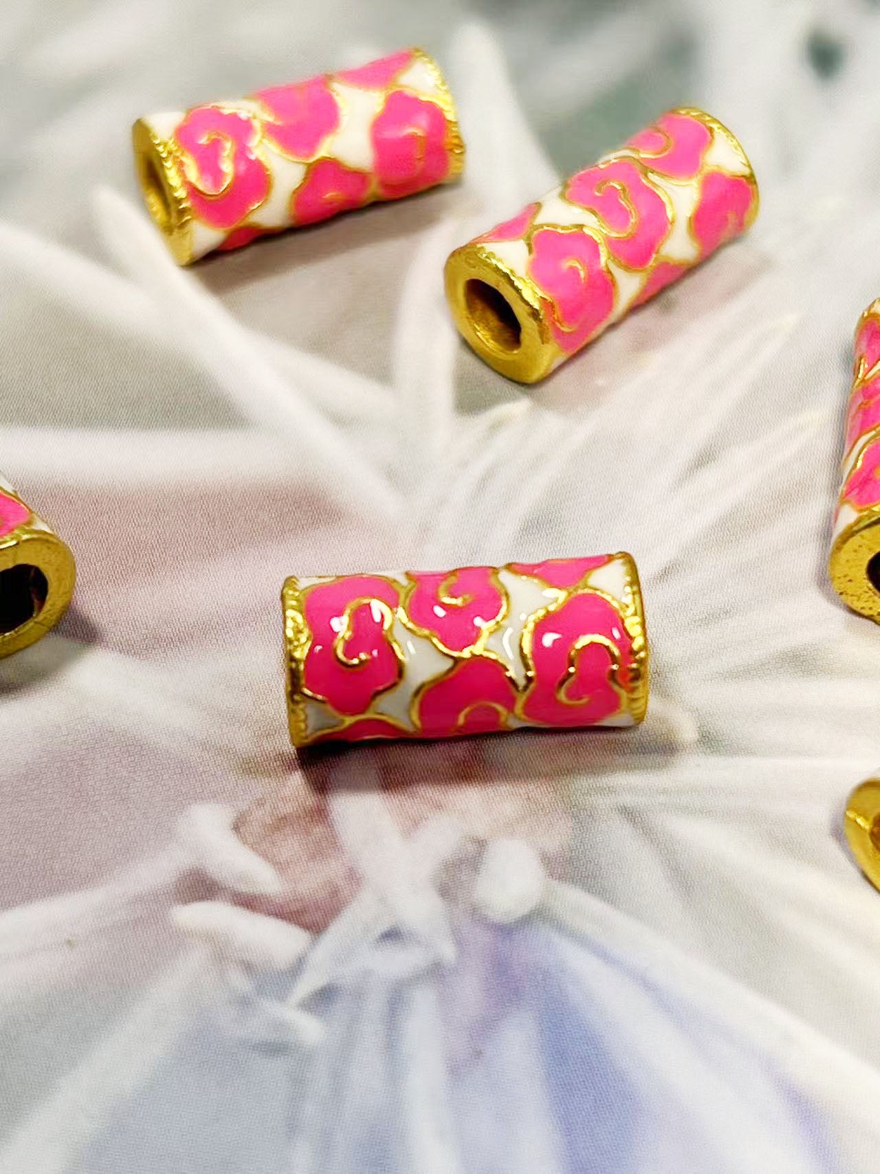 ✨ピンク花柄エナメル筒型ビーズ 7×16mm✨