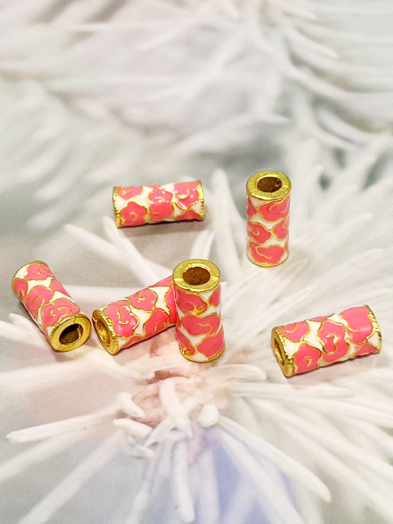 ✨ピンク花柄エナメル筒型ビーズ 7×16mm✨