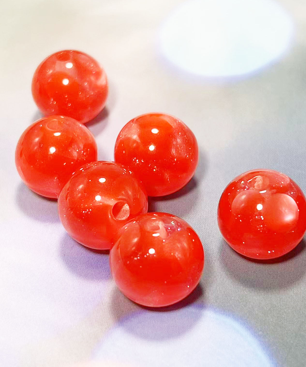 16mm魔法樹脂ビーズ「深い夢幻」レッド系