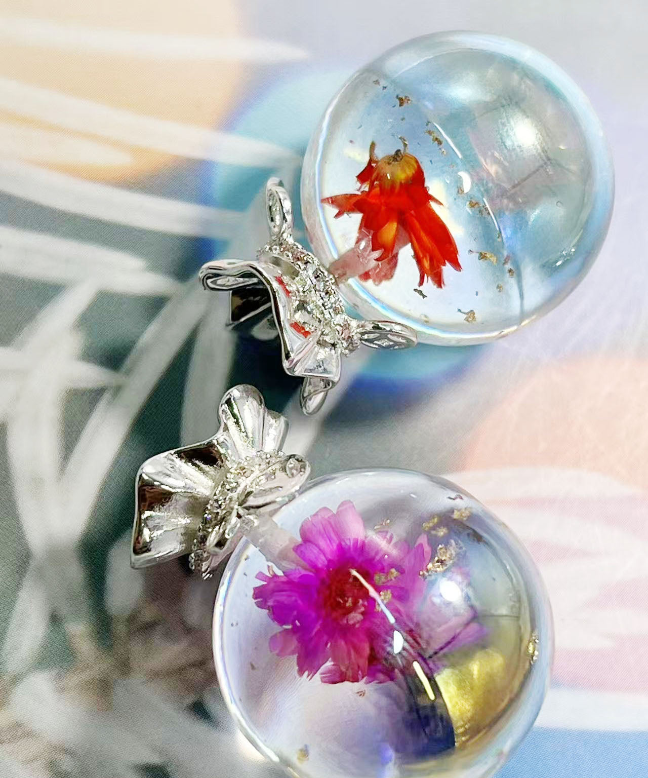 25㎜半穴ビーズ用・ラインストーン付き 花冠風 ヒートン シルバー