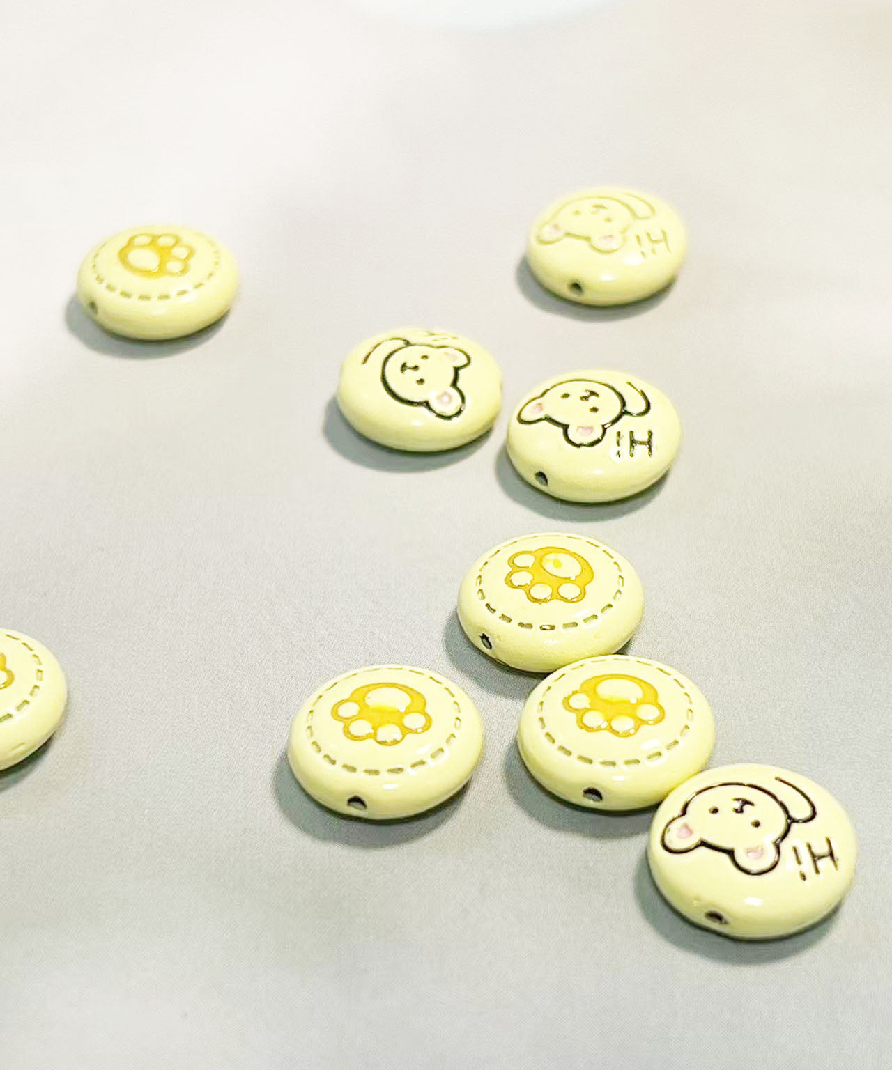 12㎜ 合金製エナメルくま型パーツ イエロー（5個）