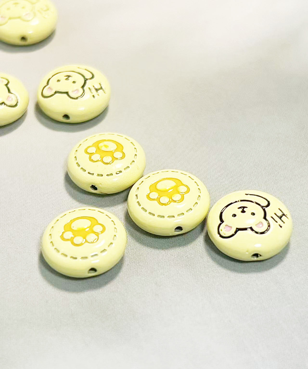 12㎜ 合金製エナメルくま型パーツ イエロー（5個）