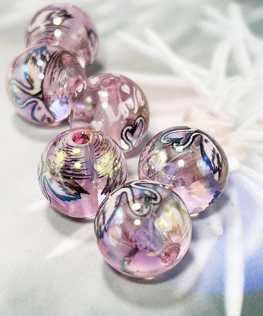 16mm鏡花水月シリーズ｜No.16ピンク・白鳥｜幻想モチーフ入りレジンビーズ