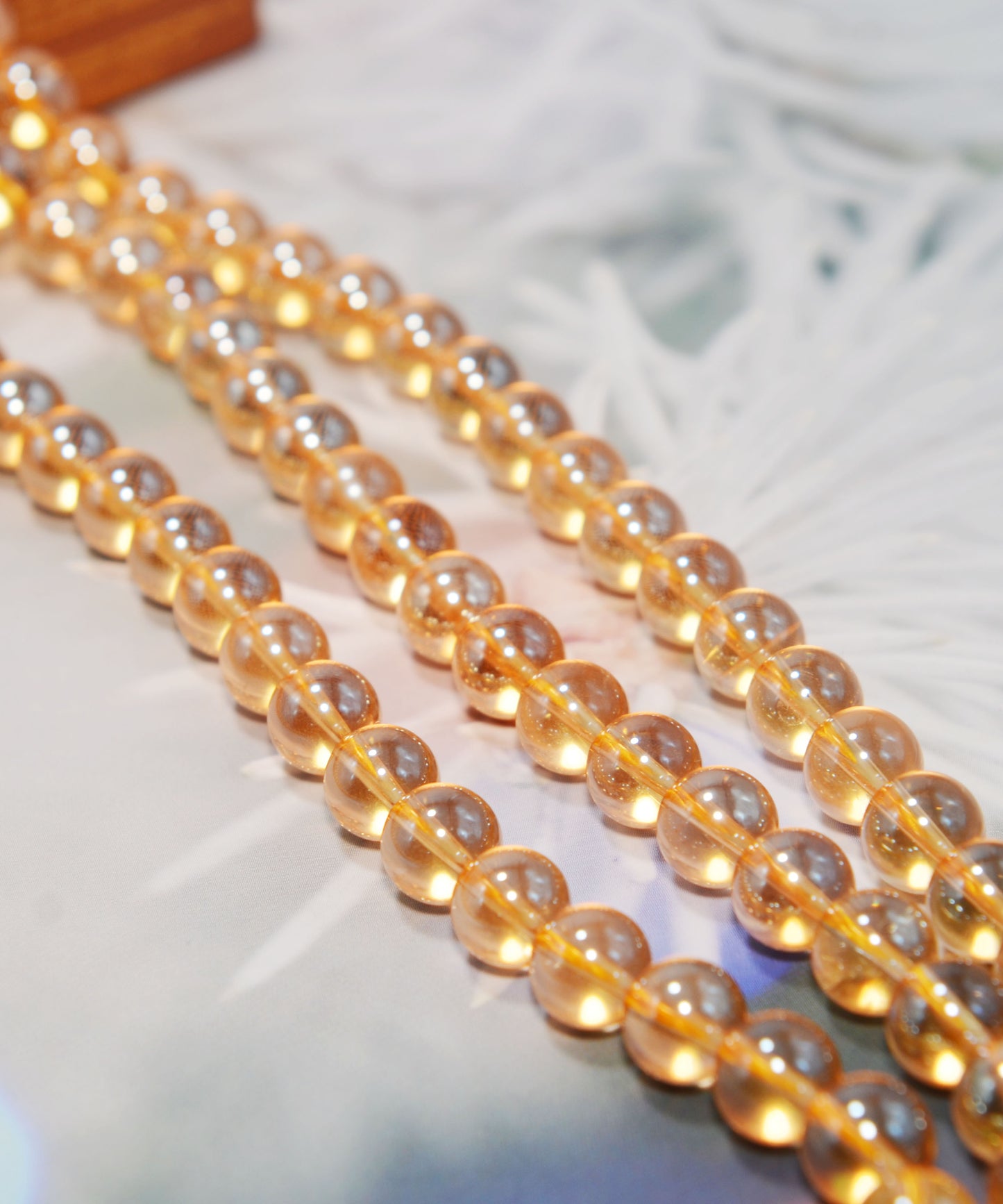 天然水晶ビーズ オーロラメッキ加工 オレンジ系 8㎜ (1連)