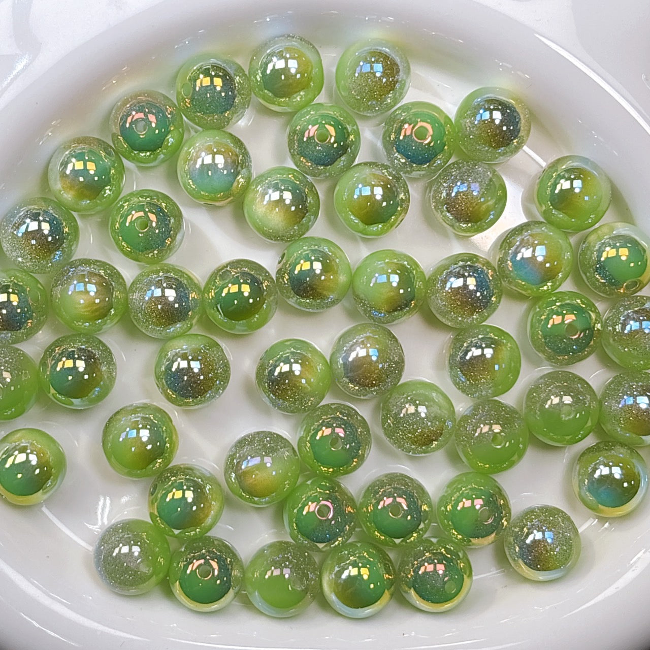 星空デュエットシリーズ No.8マスカットグリーン 光学ビーズ 16㎜