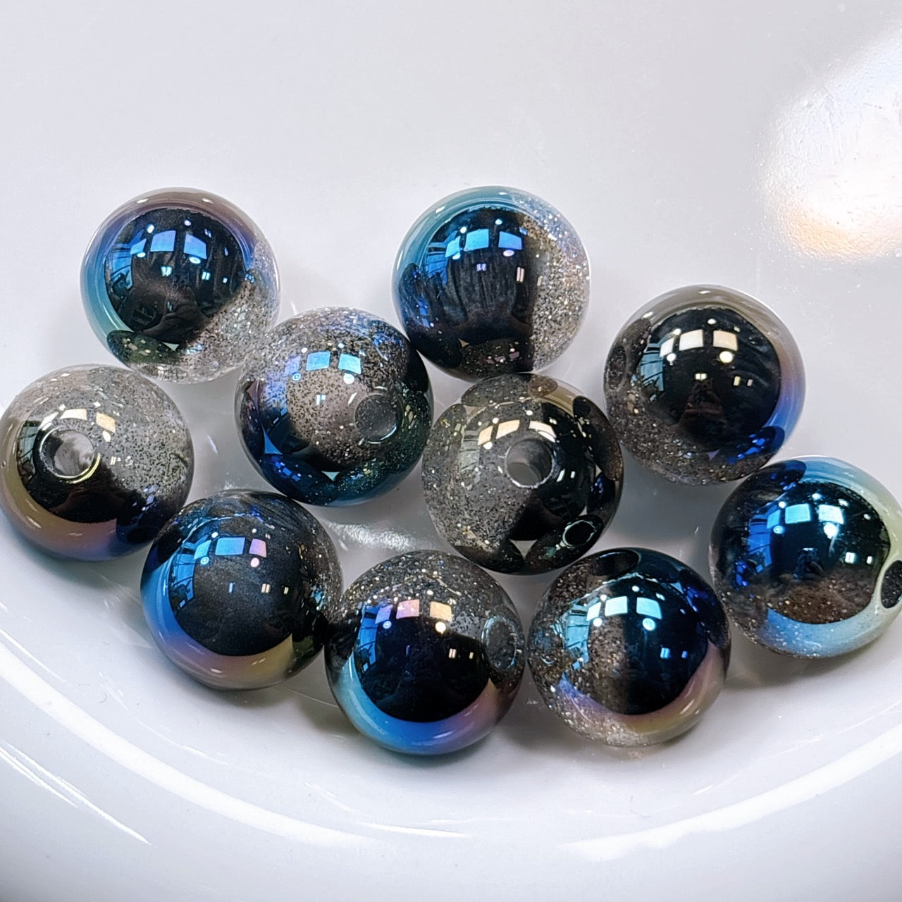 星空デュエットシリーズ No.19ミステリーブラック 光学ビーズ 16㎜