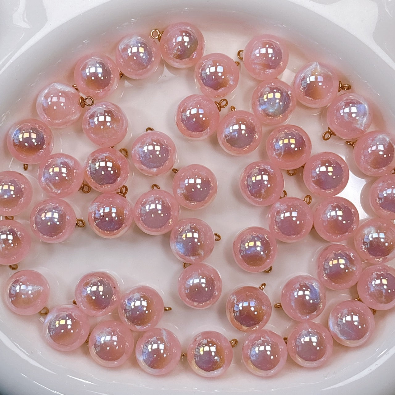 天幻ヴェールシリーズ No.3ピンク カン付き光学ビーズ 16㎜