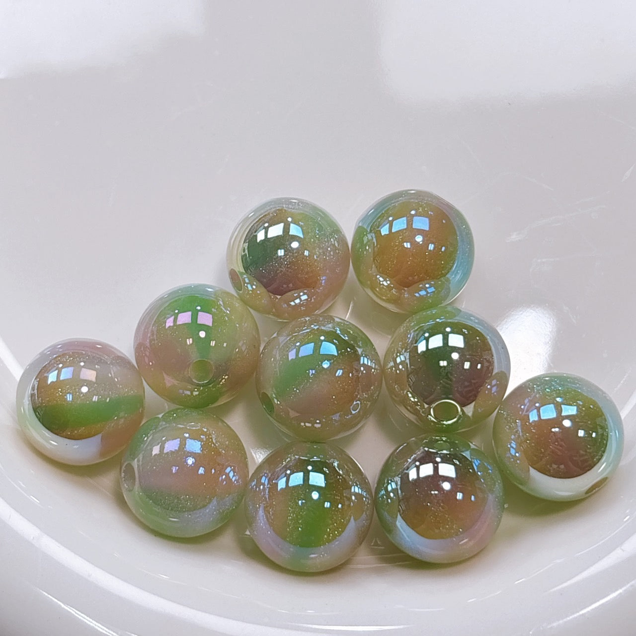 煌線飴シリーズ No.2緑系 光学ビーズ 16㎜