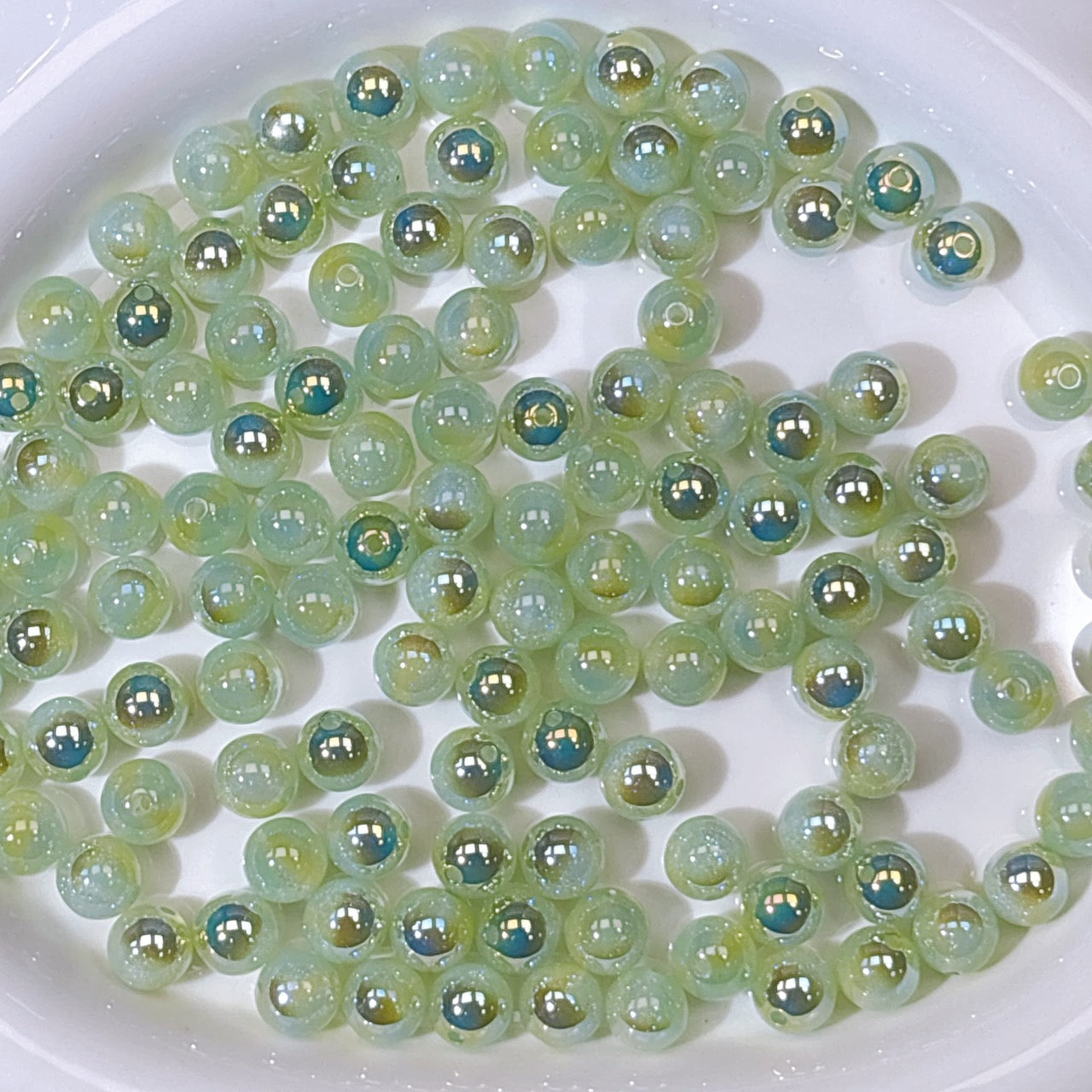 煌線飴シリーズ No.7黄緑系 光学ビーズ 10㎜