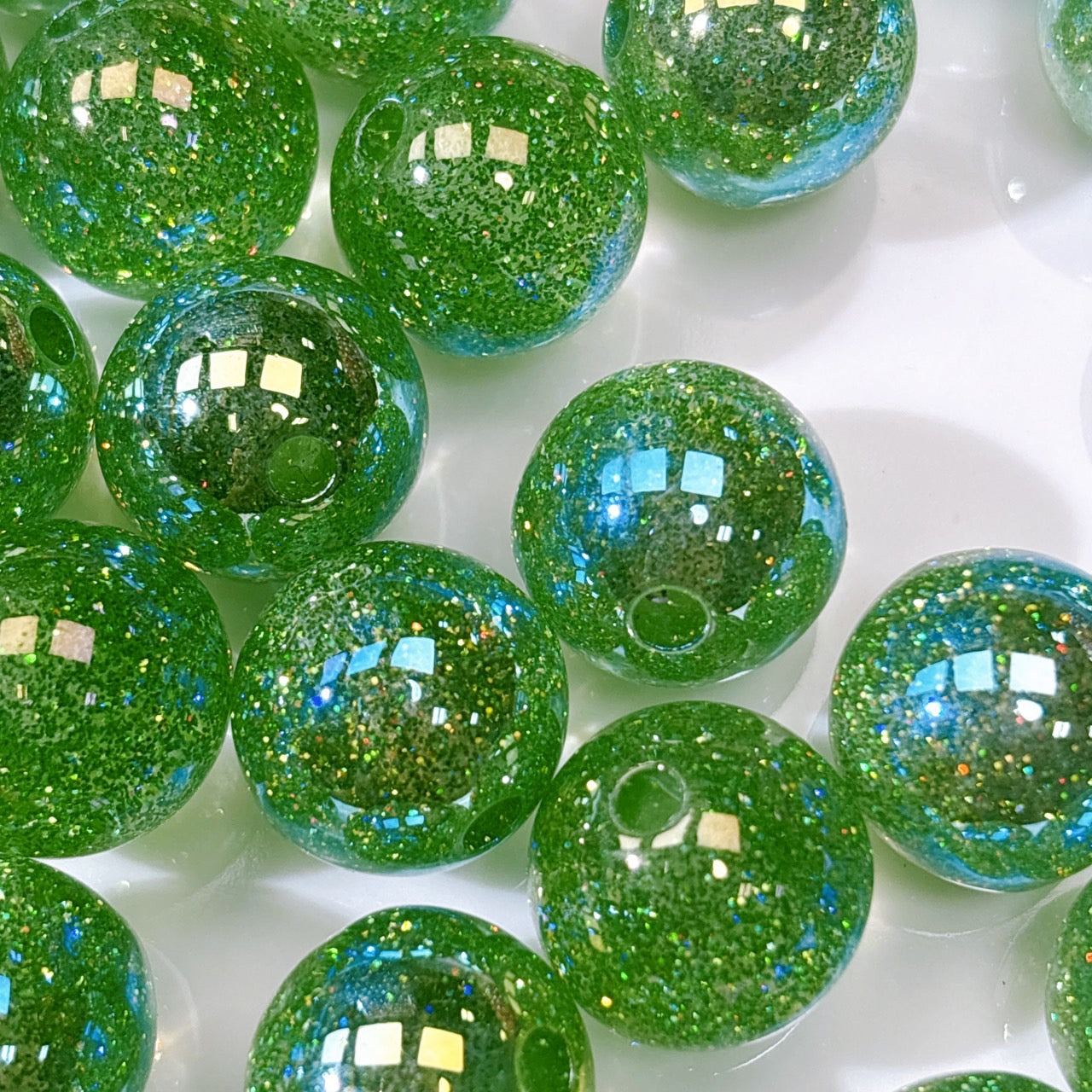 グリッターマジック No.3リーフグリーン 光学ビーズ 16㎜