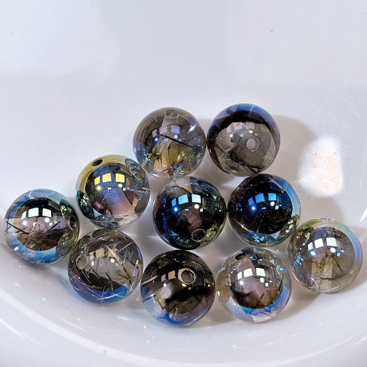 霧の銀糸 No.8ブラック 光学ビーズ 16㎜