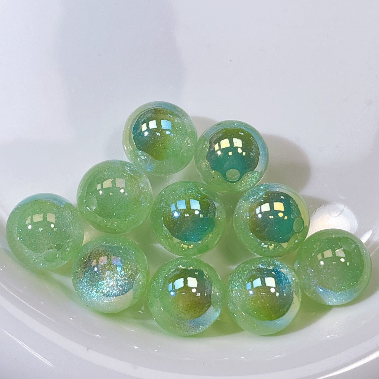 高品質 夢のカケラシリーズ No.5グリーン 光学ビーズ 16㎜