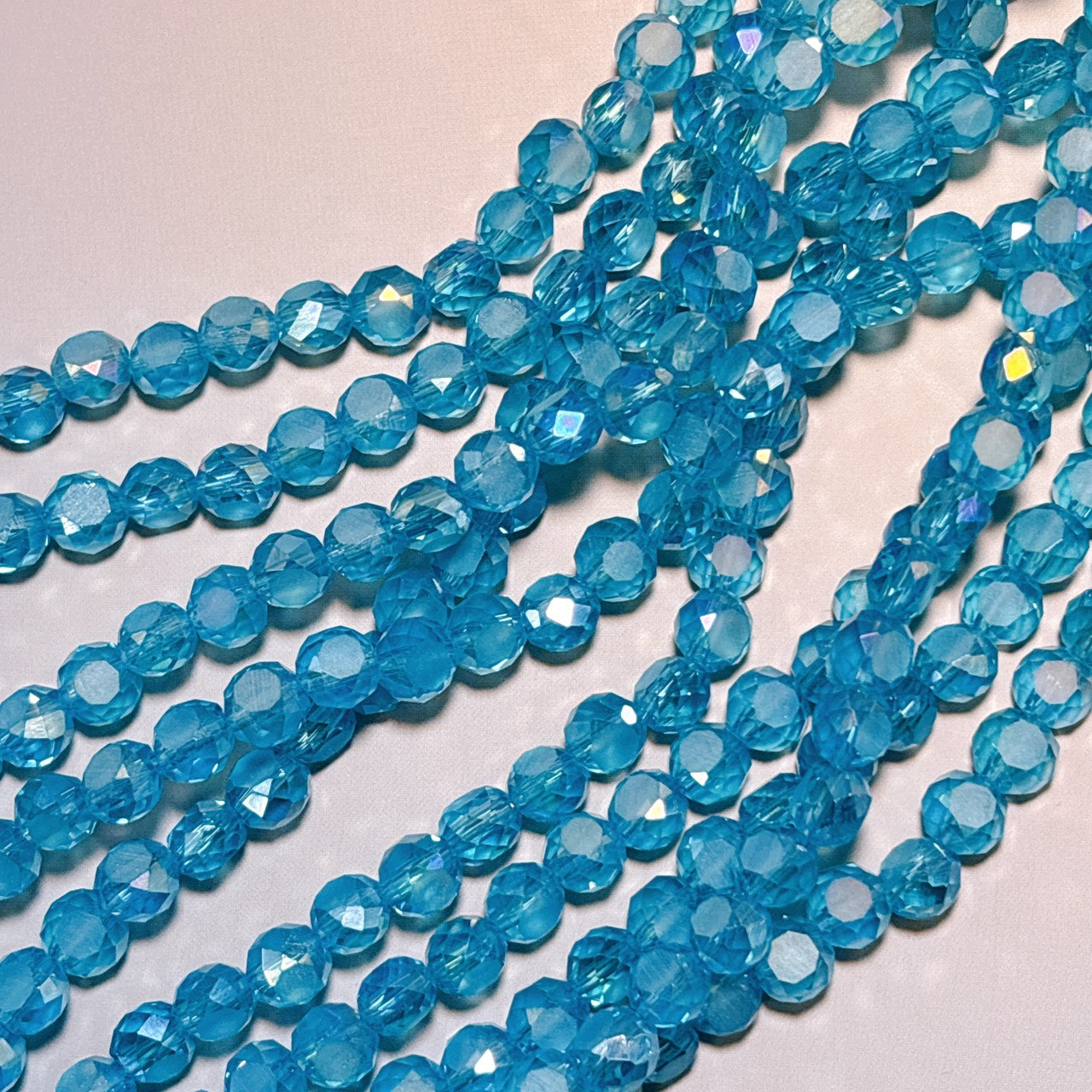 【特価】高品質 多面カット ガラスビーズ 水色系 (5㎜)